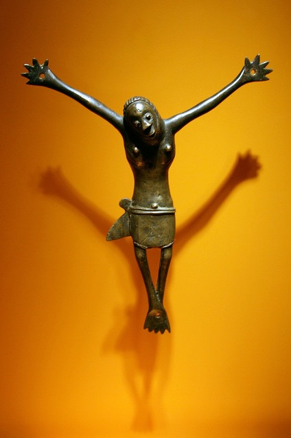Smiling crucifix