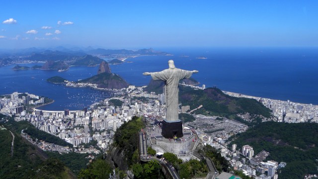 Christ the Redeemer statue