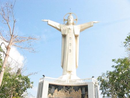 Jesus statue in Vietnam